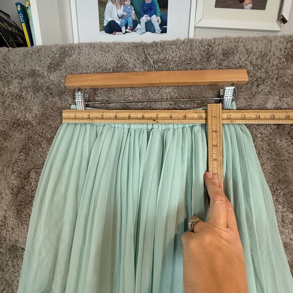 Victoria's Secret Mint Green Pleated Maxi Skirt 2 XS - Picture 9 of 12